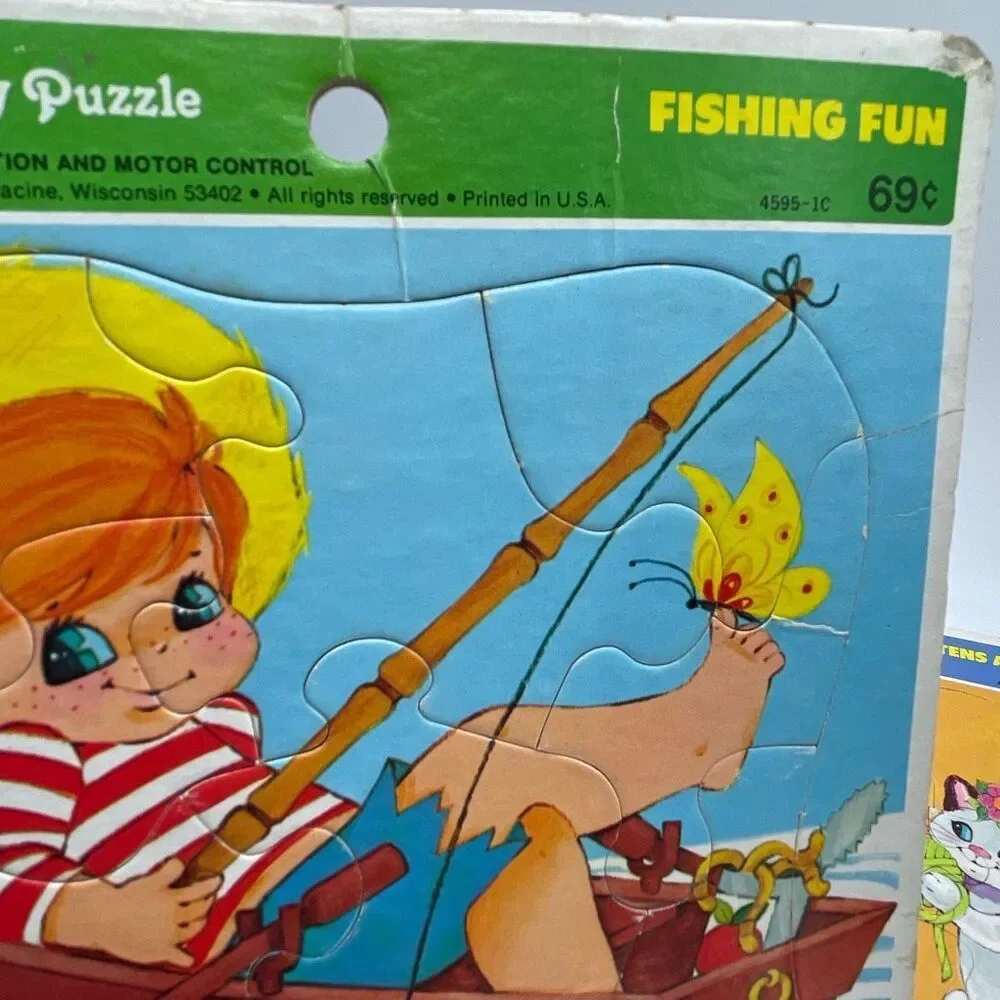 Lot of 2 Frame tray puzzles 1973 printed in USA.
